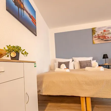 Apartmán Hannibal - Studio-apartment Iris 10, Parkplatz, Kueche, Wlan, Naehe Autobahn *