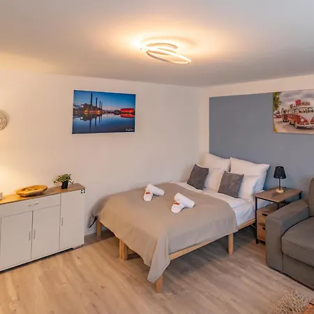 Hannibal - Studio-apartment Iris 10, Parkplatz, Kueche, Wlan, Naehe Autobahn Apartmán