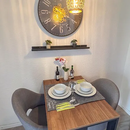 Hannibal - Studio-apartment Iris 10, Parkplatz, Kueche, Wlan, Naehe Autobahn