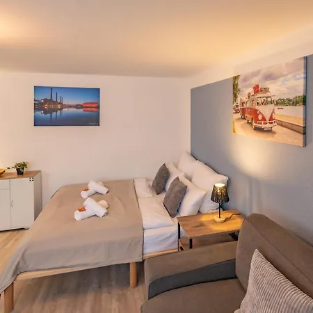 Hannibal - Studio-apartment Iris 10, Parkplatz, Kueche, Wlan, Naehe Autobahn Apartmán Wolfsburg