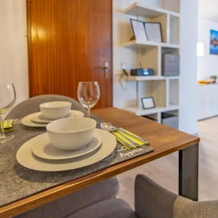 Hannibal - Studio-apartment Iris 10, Parkplatz, Kueche, Wlan, Naehe Autobahn *