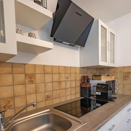 Hannibal - Studio-apartment Iris 10, Parkplatz, Kueche, Wlan, Naehe Autobahn Apartmán Wolfsburg